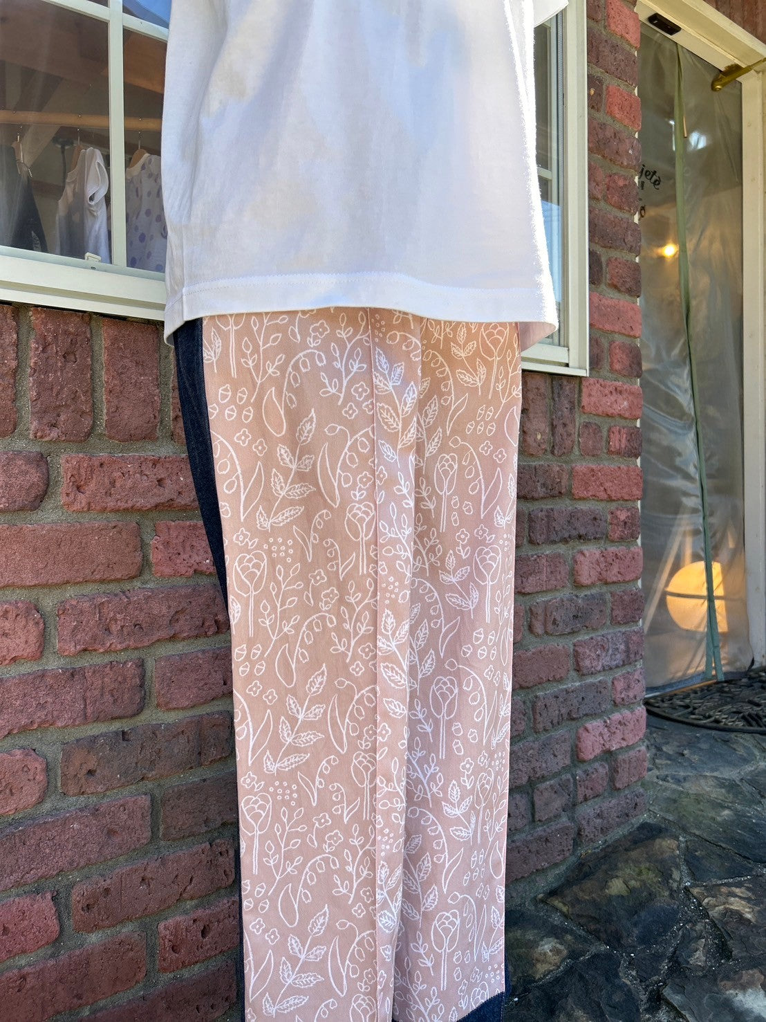 ワイドパンツ(フラワー)