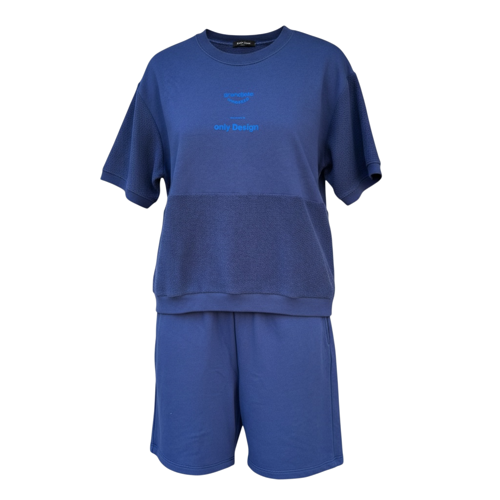 スウェットセットアップ