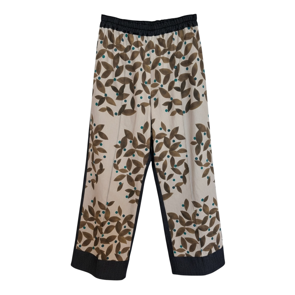 センタープレスパンツ