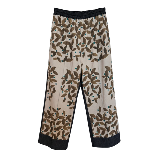 センタープレスパンツ